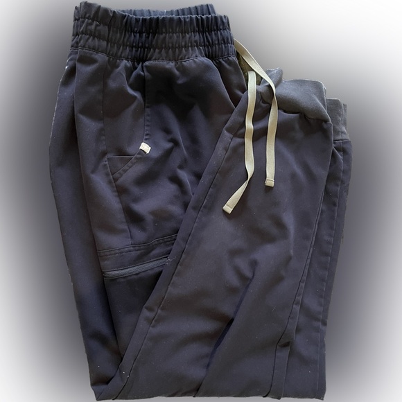 Navy scrub joggers with waistband! - Picture 1 of 3